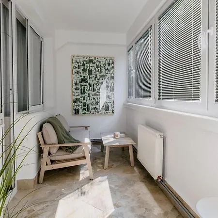 Aria Luxury Center *